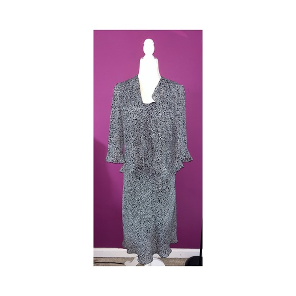 J.B.S. Dresses & Skirts - Elegant Black and White Women's Dress W/ Blouse